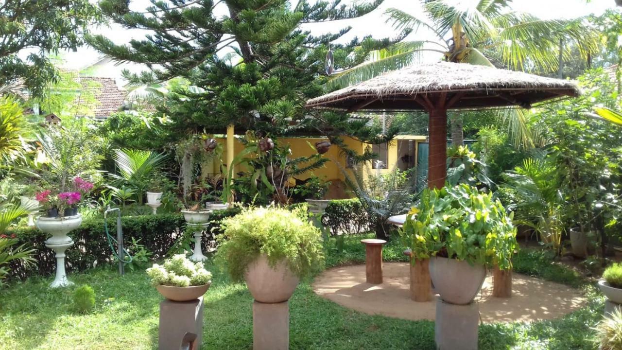 נגומבו Embiente Guest House מראה חיצוני תמונה